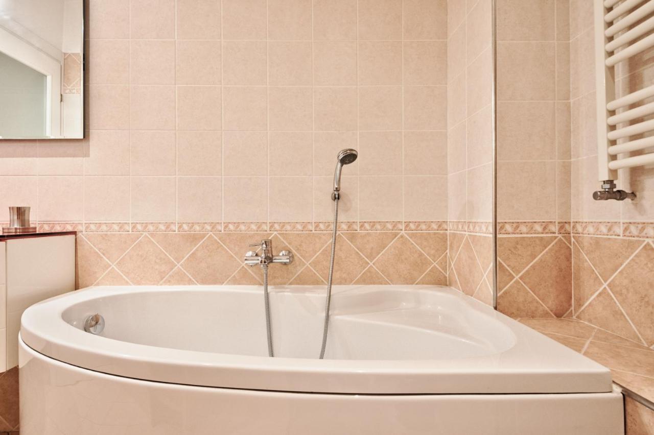 Piazza Statuto Elegant Apartment Турин Экстерьер фото